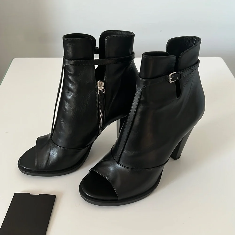 Jil Sander leather peep toe bootie